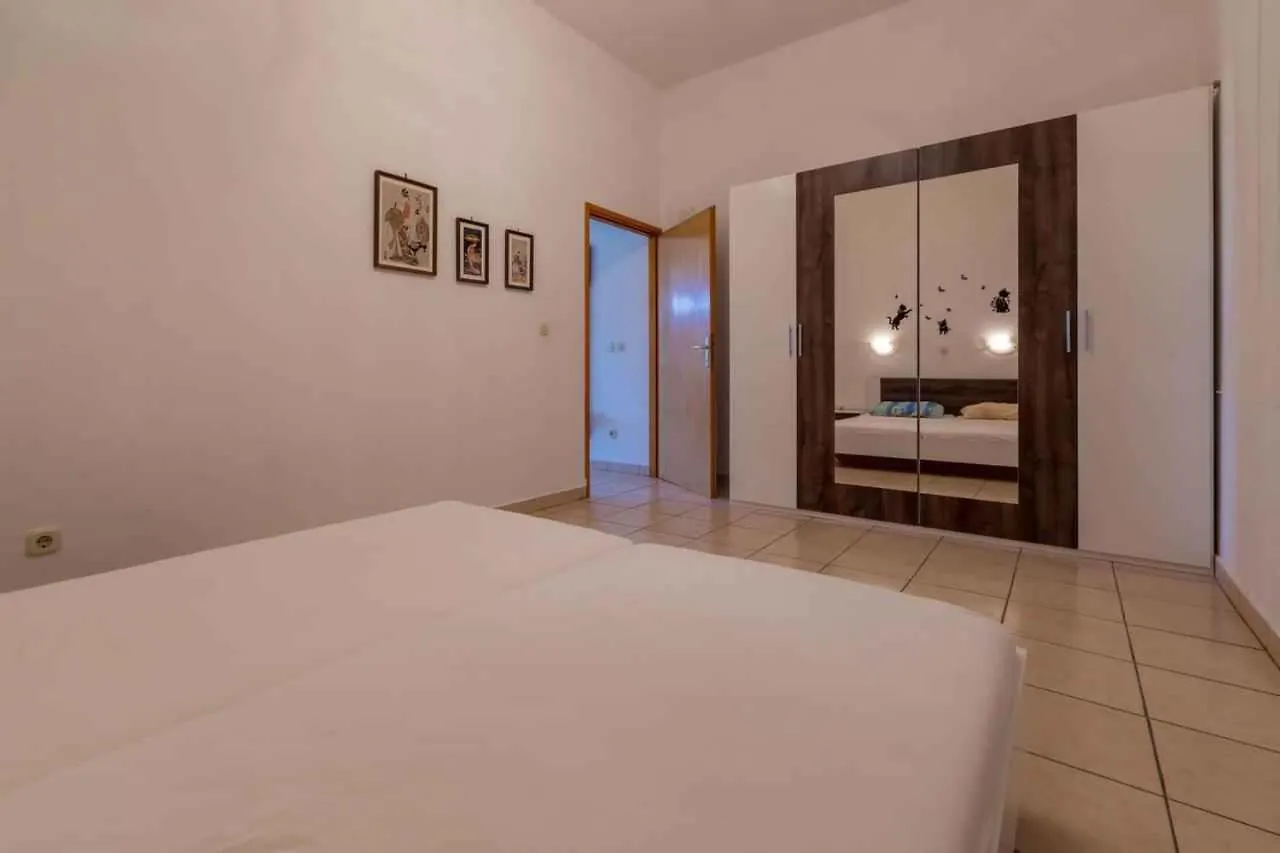 One-Bedroom Apartment Crikvenica 22 0*,